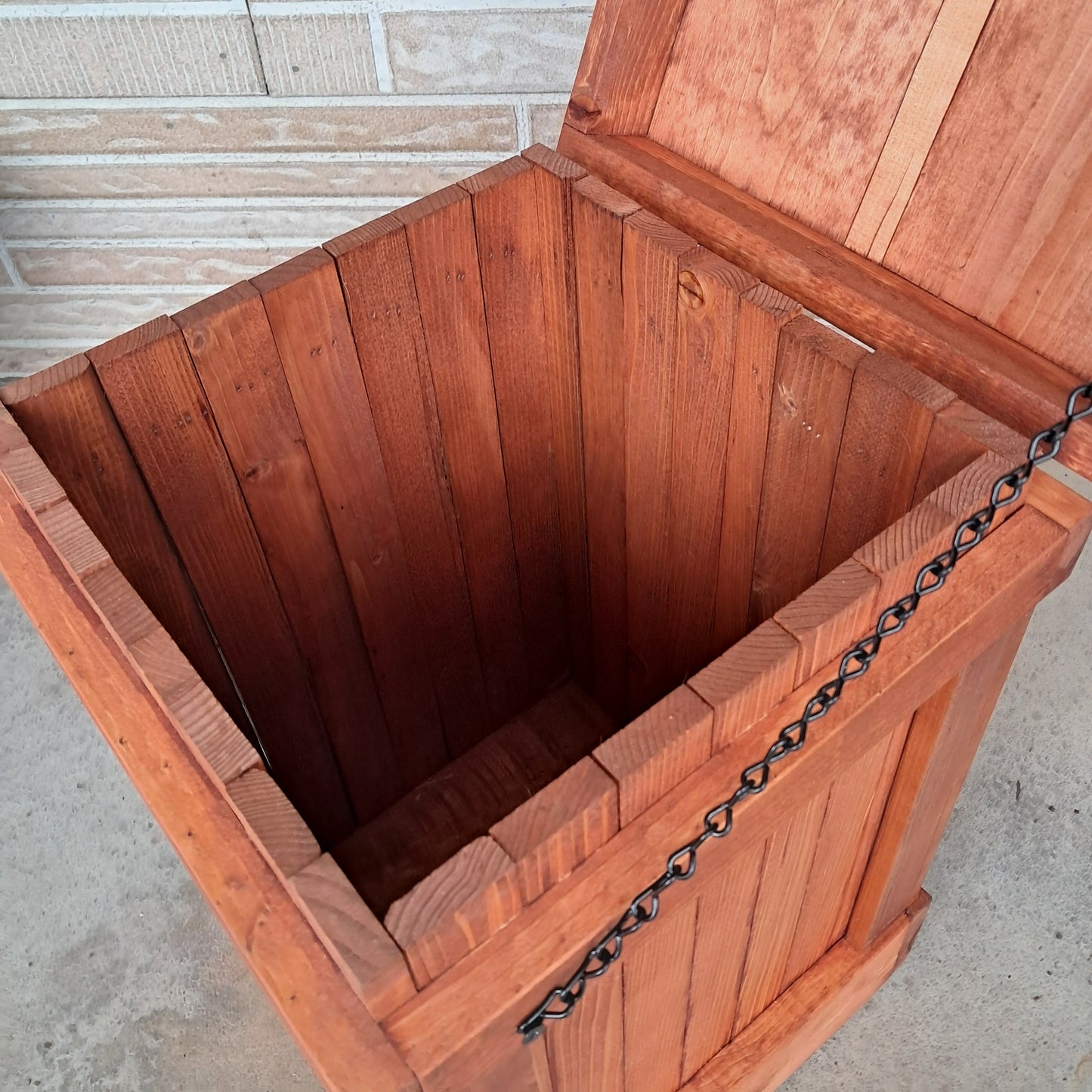 Shitter's Full Trash Can