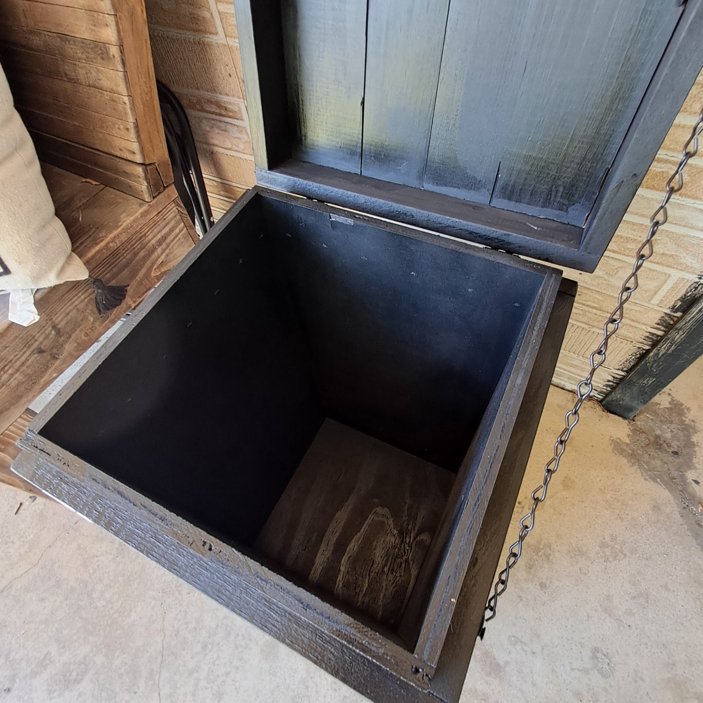 13 Gallon Dog Food Container