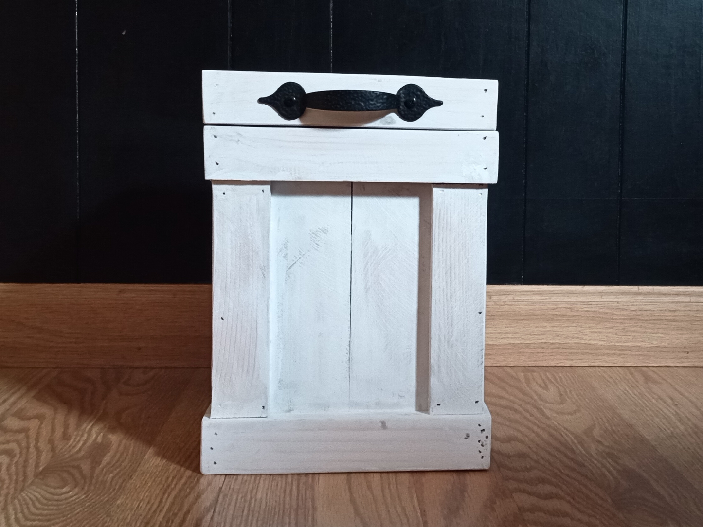 Country Canister
