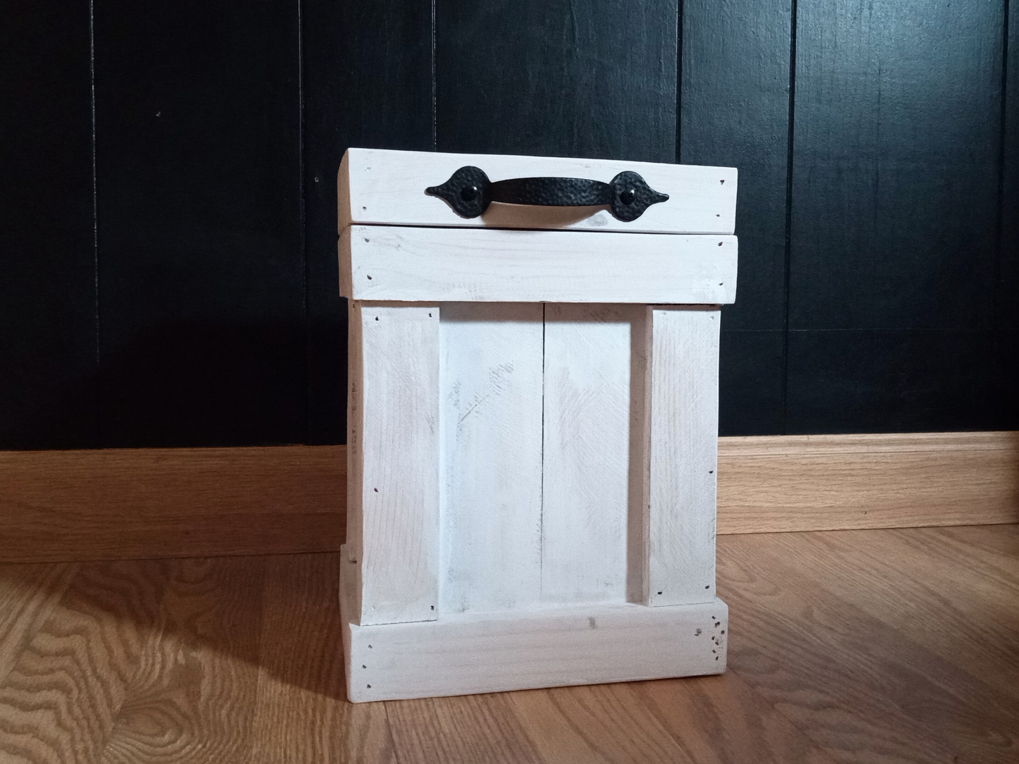 Country Canister