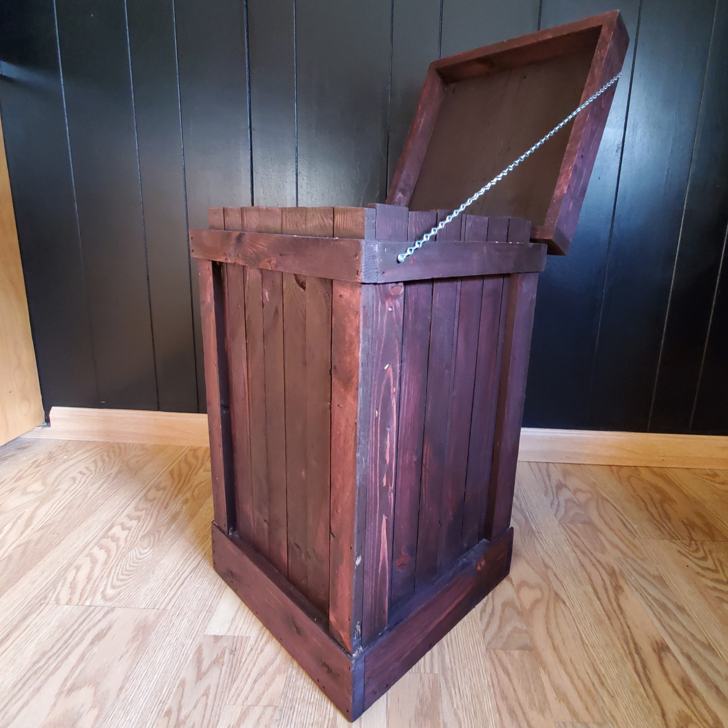 13 Gallon Trash Can