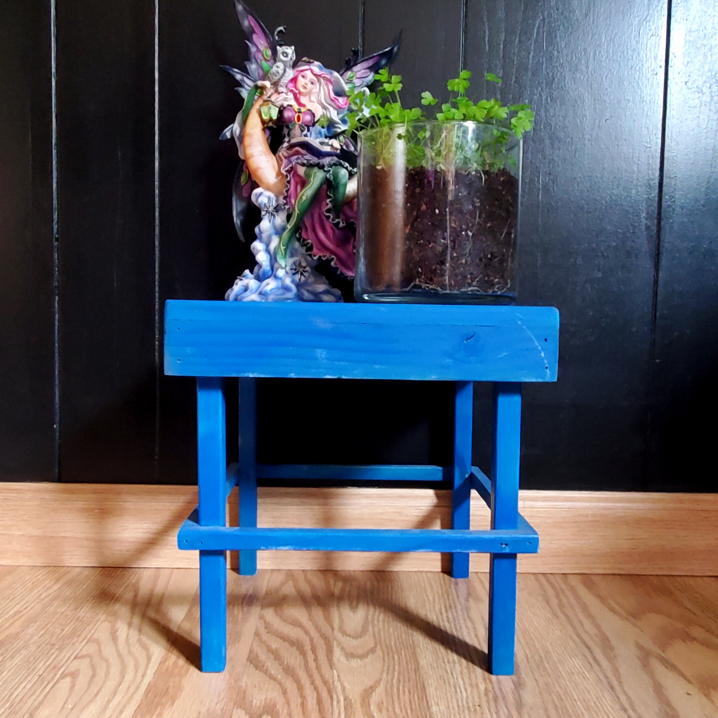 Small Kids Stool