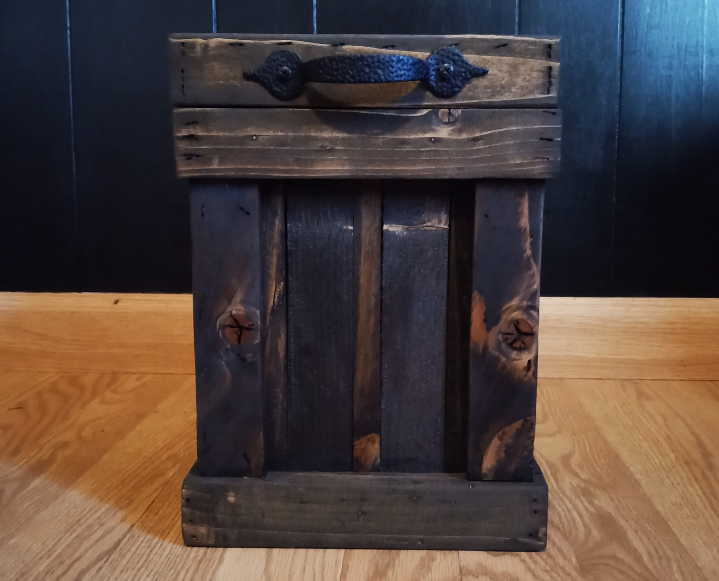 Small Trash Bin