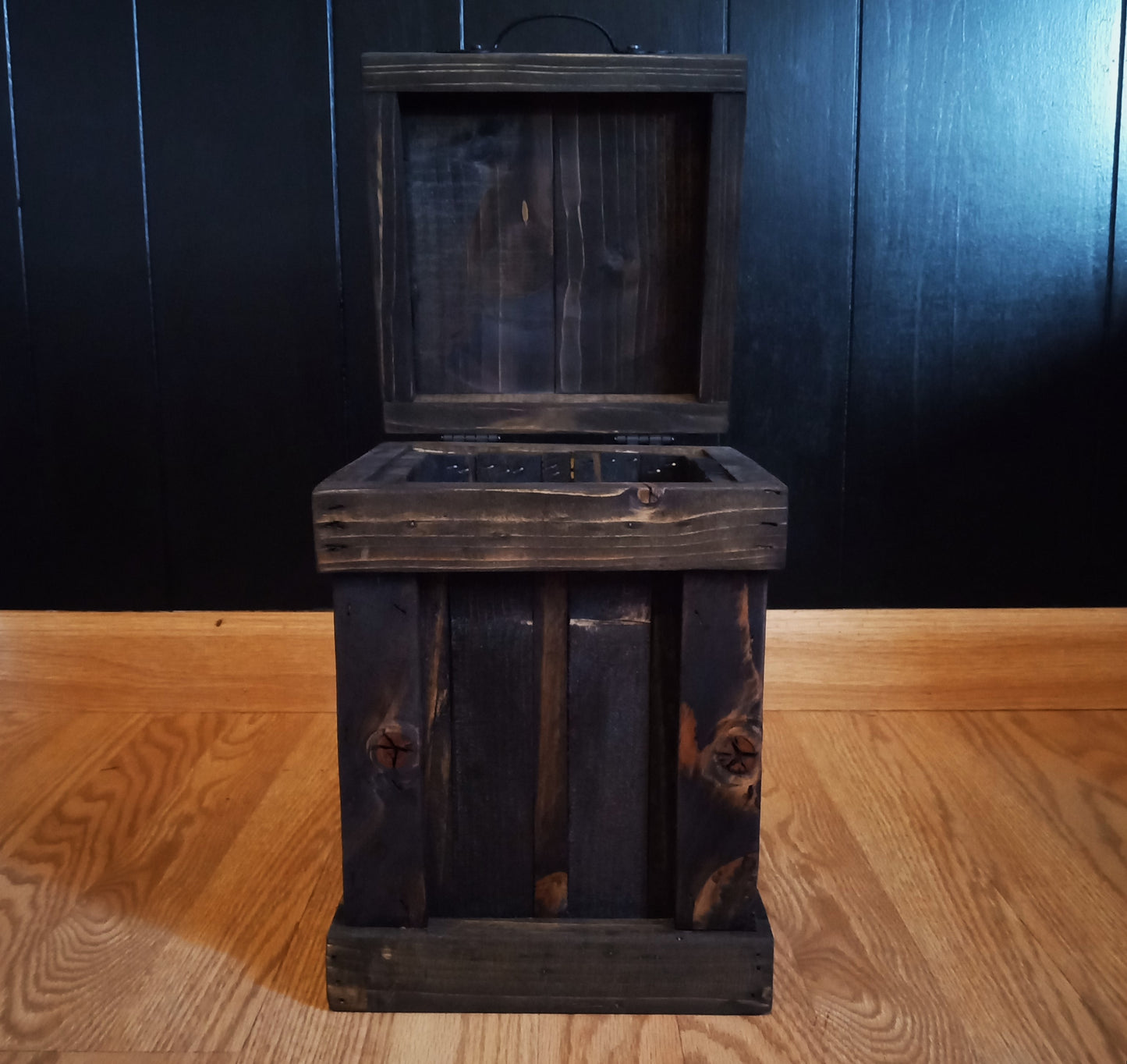 Small Trash Bin