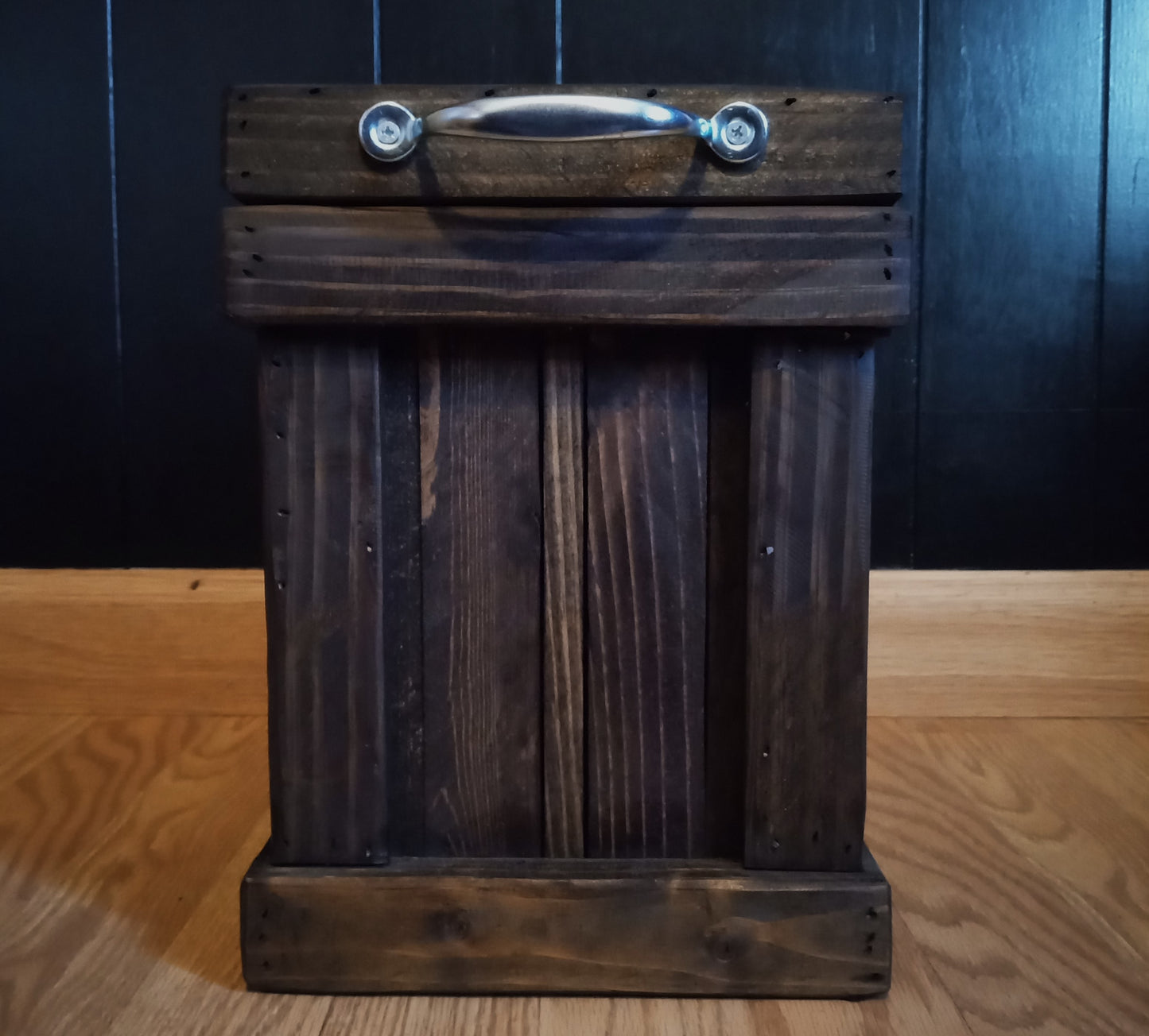Small Apartment Trash Bin