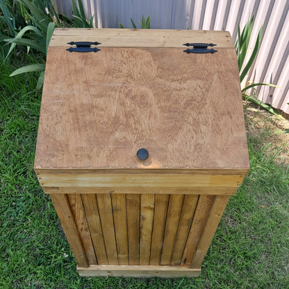 30 Gallon French Country Trash Can