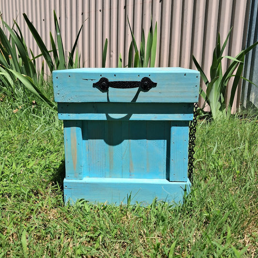 Coastal Style Bathroom Trash Bin