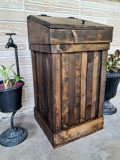 13 Gallon French Country Style Kitchen Trash Bin with Tilt Lid