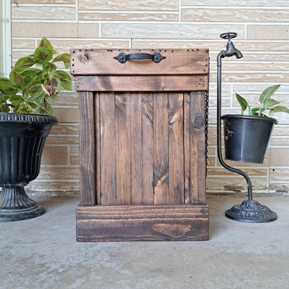 8 Gallon Trash Can