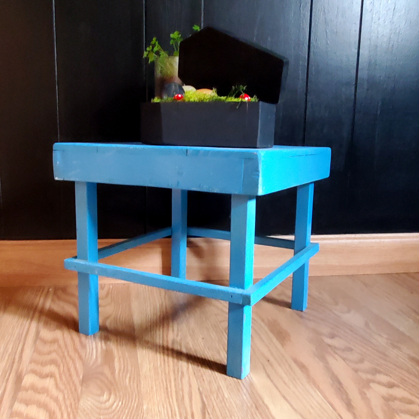Blue Plant Stand or Small Kids Stool