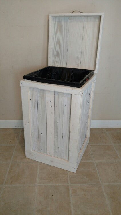 Rustic 30 Gallon Wood Trash Can  Wood trash can, Kitchen trash cans, Trash  can